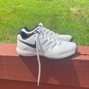 Boys/Mens Tennis Court Shoes
